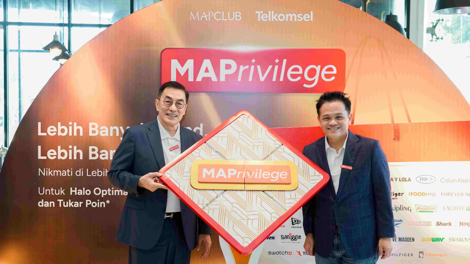 Telkomsel dan PT Mitra Adiperkasa Tbk (MAP) meluncurkan MAPrivilege, sebuah kolaborasi yang menghubungkan ekosistem digital dan loyalitas Telkomsel dengan jaringan ritel gaya hidup MAP yang luas. Melalui MyTelkomsel.(Istimewa)