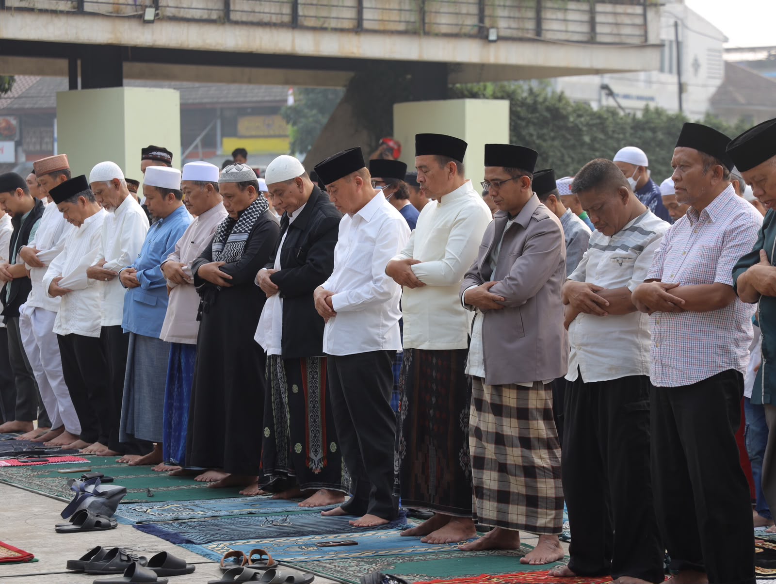 Salat Istisqa di Alun-alun Pamulang. Foto : Ist