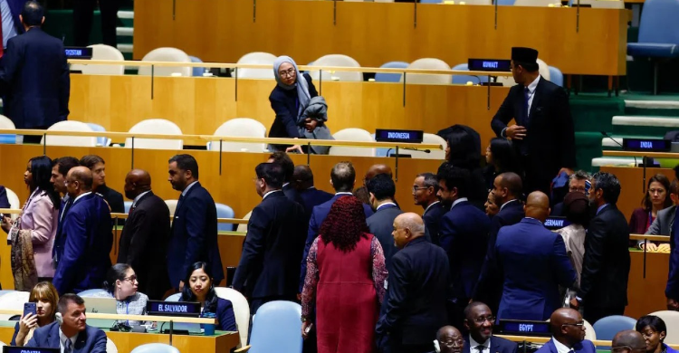 Delegasi yang wo ketika PM Israel Benjamin Netanyahu pidato. Foto : Ist