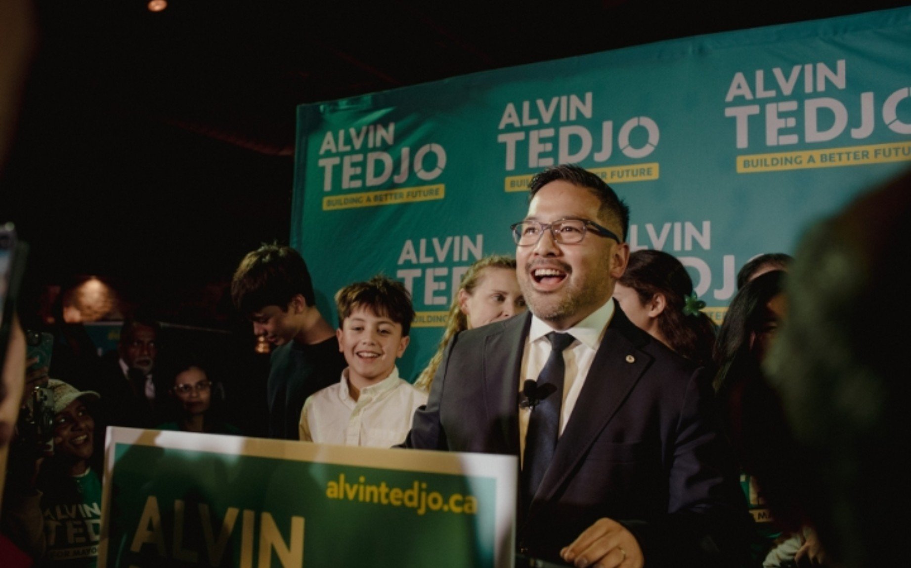 Alvin Tedjo, politikus keturunan Indonesia-Tionghoa asal Padang, Sumatera Barat kini menjadi Wali Kota Mississauga, Provinsi Ontario, Kanada. Foto : Ist