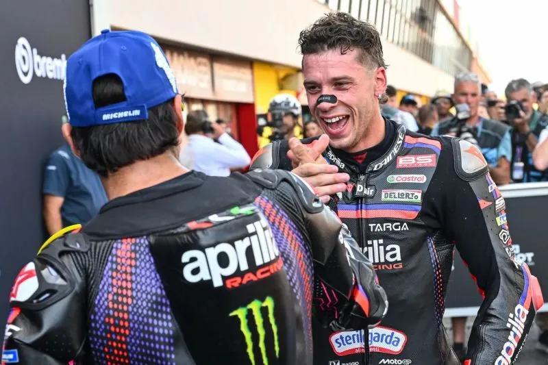 Marco Bezzecchi tampil gemilang untuk merebut kemenangan di MotoGP Mandalika 2026. Foto : Ist