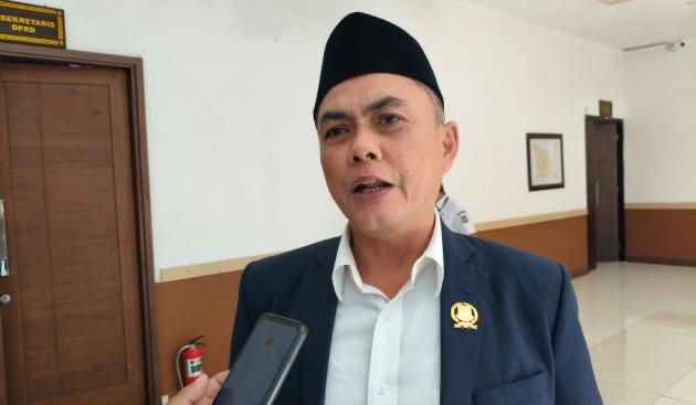 Ketua Komisi IV DPRD Kota Tangsel Rahmat Hidayat