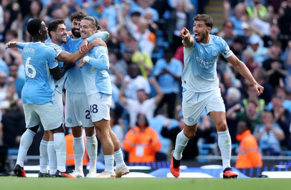 Selebrasi skuad Man City usai menang besar 5-1 dari tamunya  AEK Athens 5-1. Foto : Ist