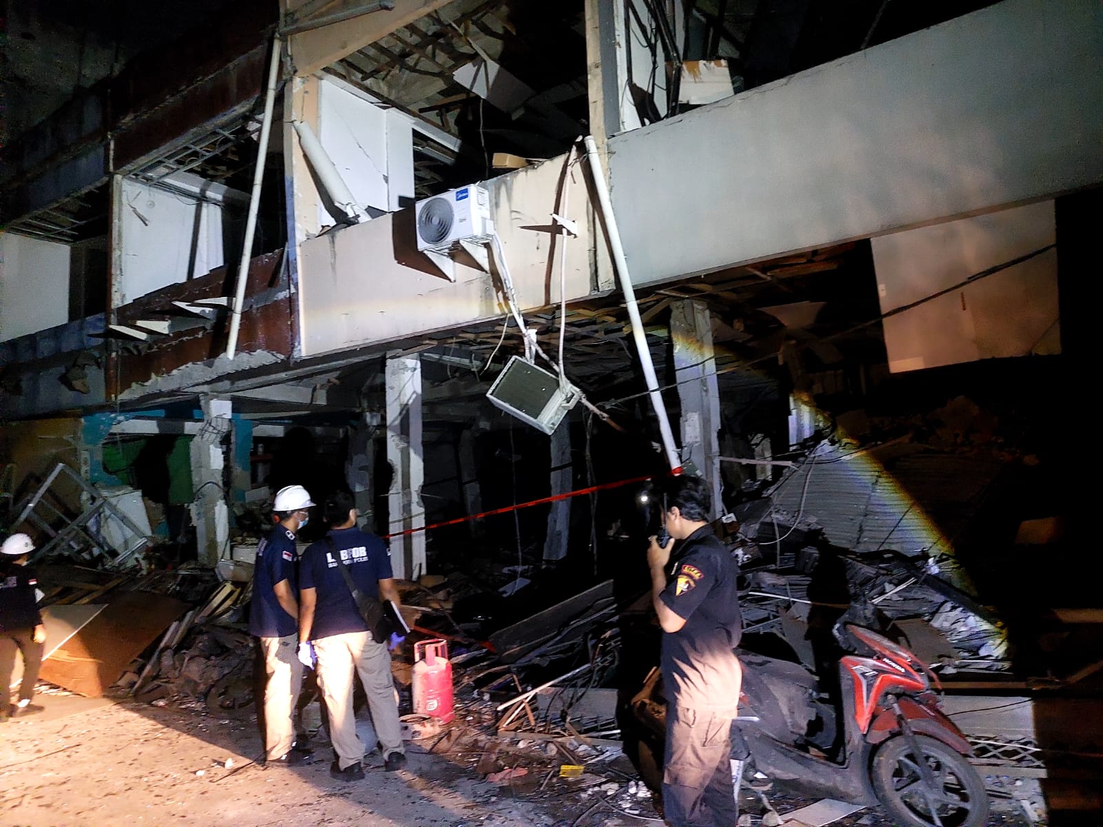 LEDAKAN. Korban meninggal insiden ledakan di Pasar Cimanggis bertambah.