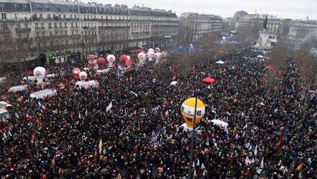 Demo di Prancis. Foto : Ist