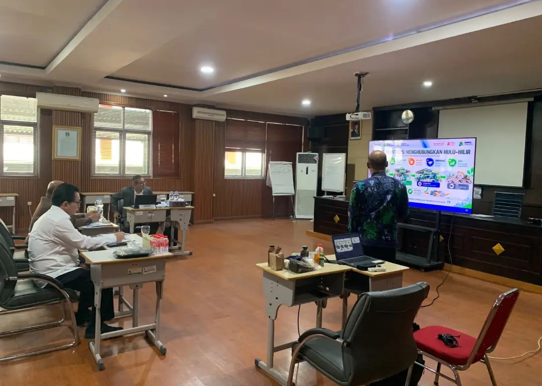 Sekda Kabupaten Lebak, Halson Nainggolan, saat menjadi mentor PKN II di Badiklat BPSDMD Banten, di Kabupaten Pandeglang, Rabu (7/10/2026).(Istimewa)
