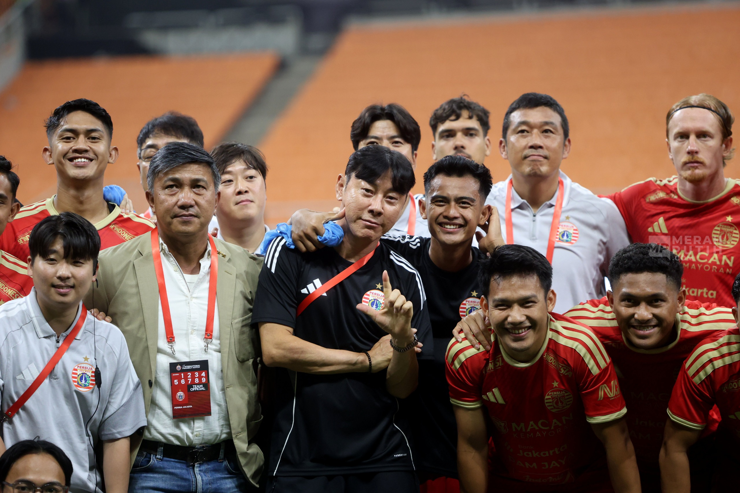 Sty dan skuad Persija. Foto : Ist