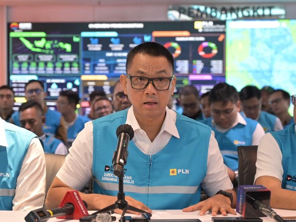 Mantan Dirut PLN Darmawan Prasodjo. Foto : Ist