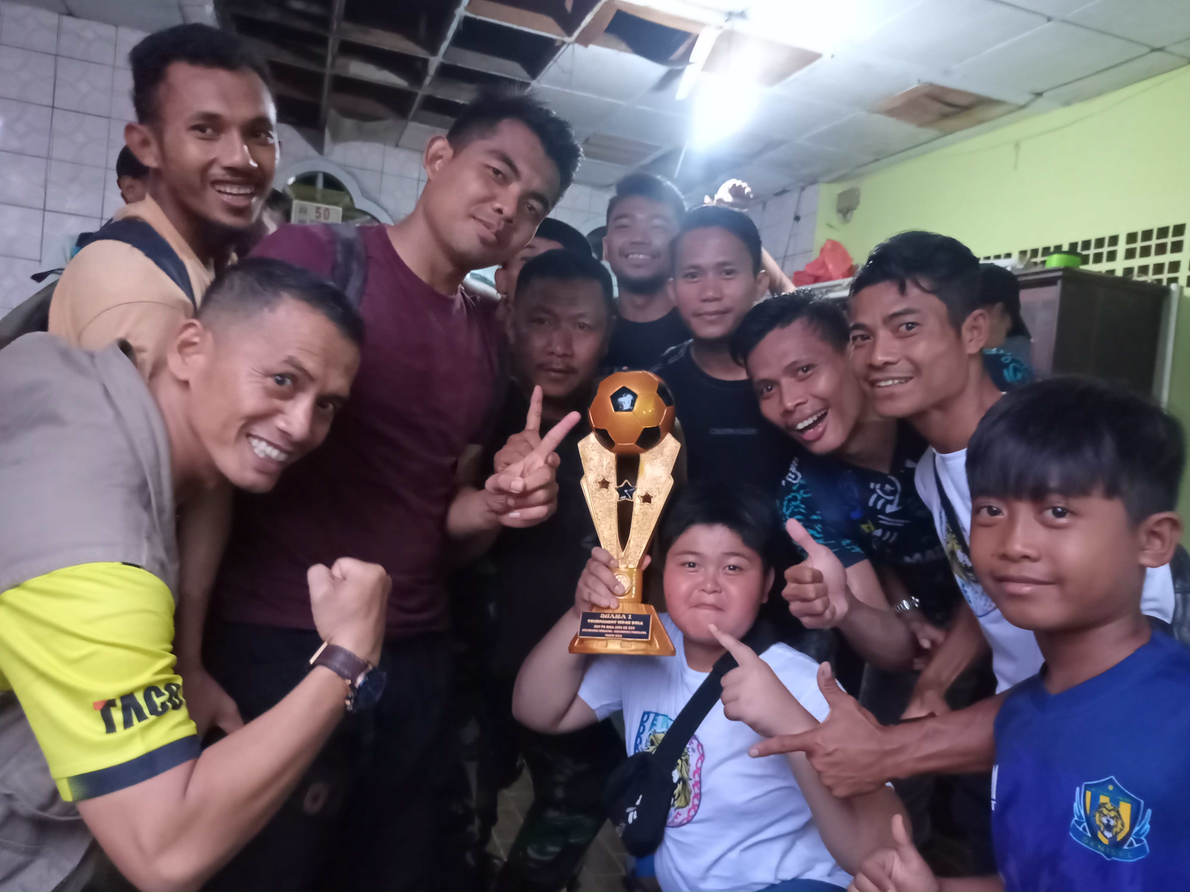 Denis juara pertama, Kecamatan Ciputat juara kedua, HBB Boy dan Ad-Sya FC juara bersama.(Foto: dok/Panitia Bina Jaya Cup).