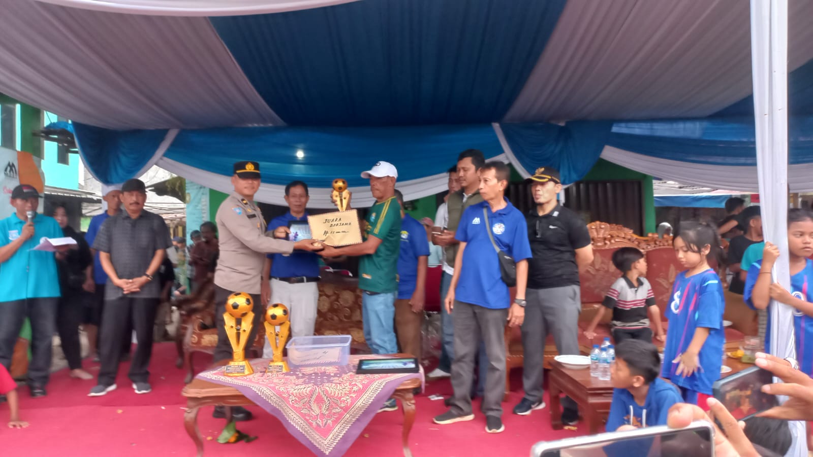 Denis juara pertama, Kecamatan Ciputat juara kedua, HBB Boy dan Ad-Sya FC juara bersama.(Foto: dok/Panitia Bina Jaya Cup).