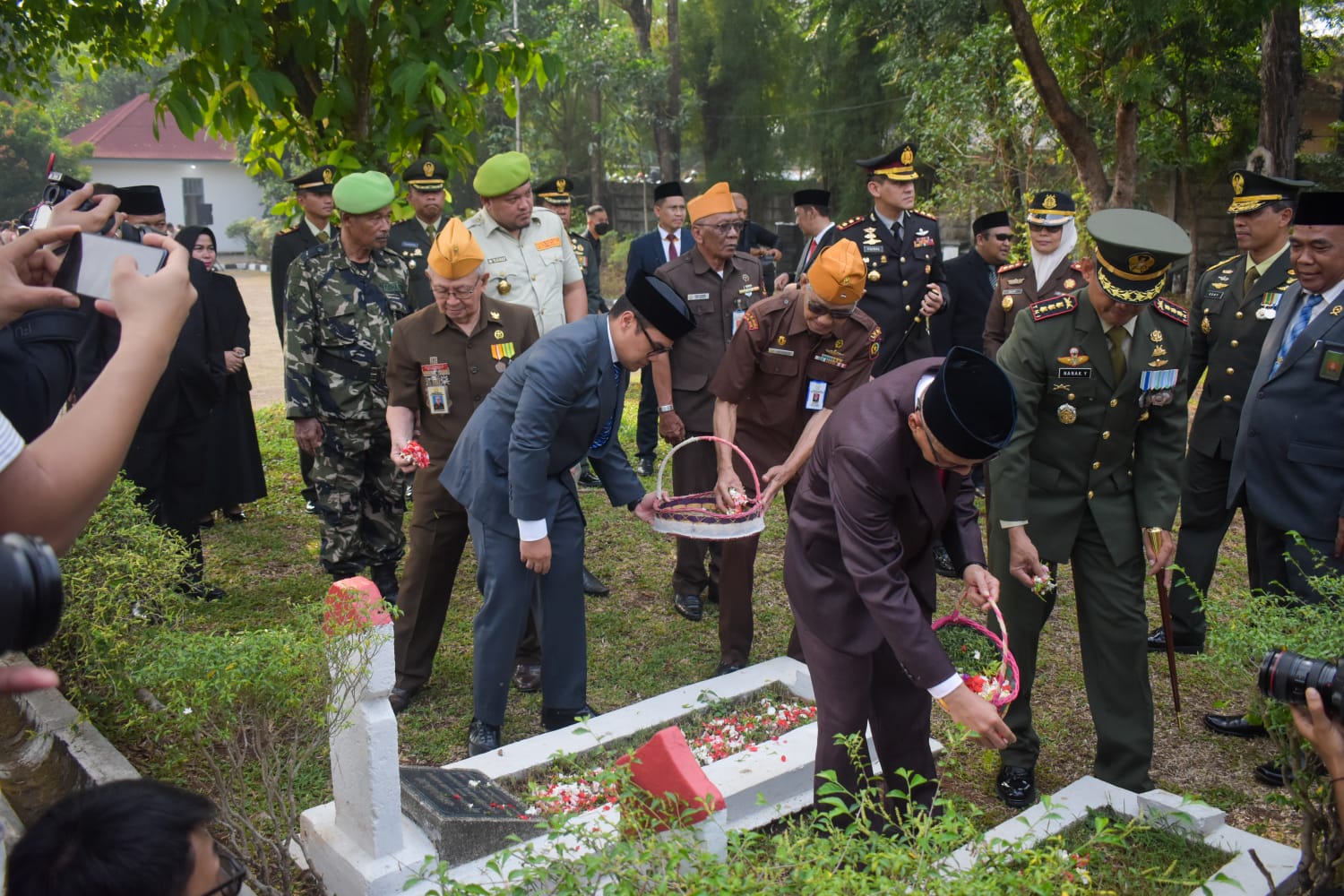 Hari Pahlawan, Pemkot Tangsel Pastikan Jasa Para Pendiri Bangsa Terbalaskan. (tangselpos.id/gema)