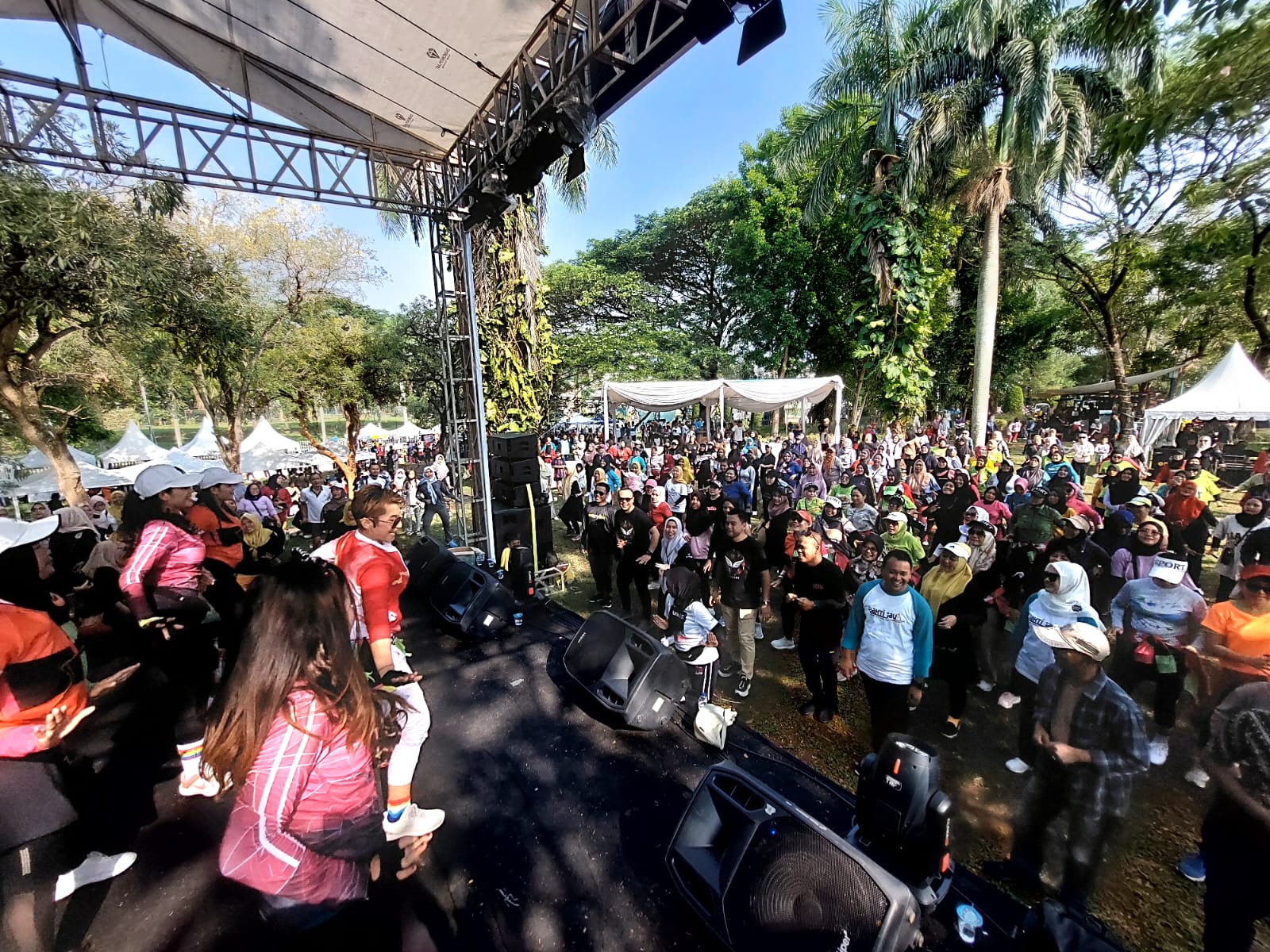 Kecamatan Setu Gelar Festival Kuliner dan Senam Massal Festival Kuliner dan Senam Massal. (tangselos.id/rmn)