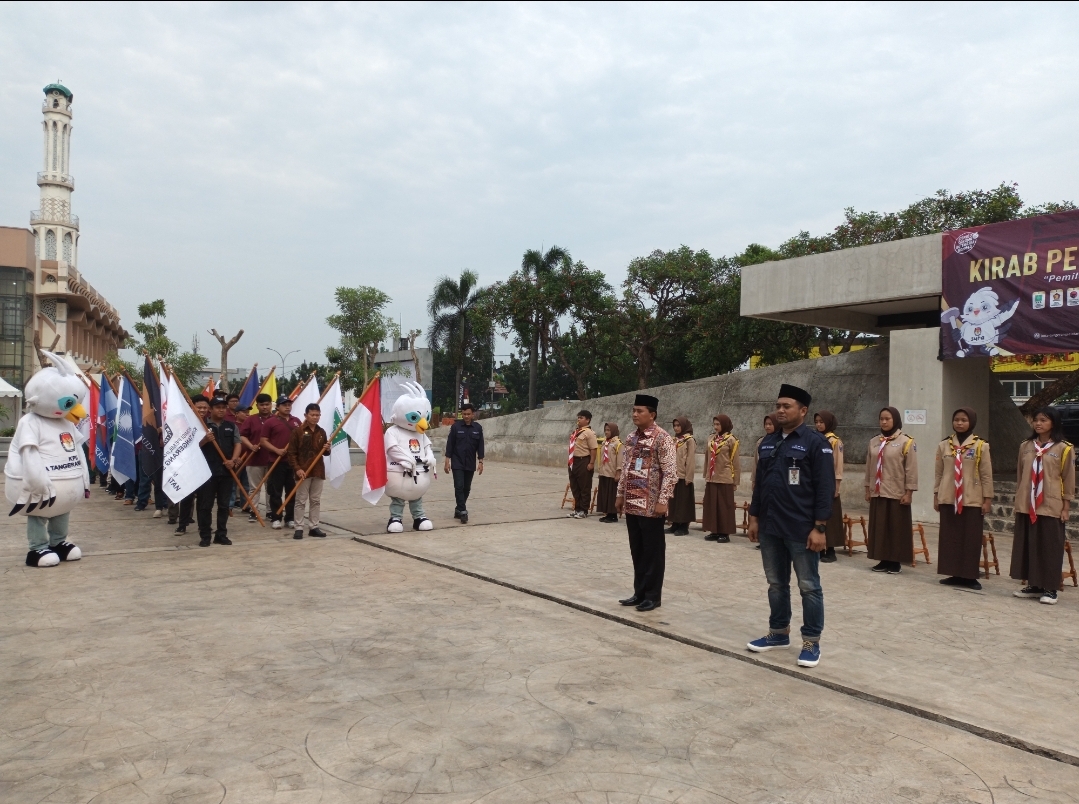 Kirab Pemilu di alun-alun Pamulang. (tangselpos.id/lim)