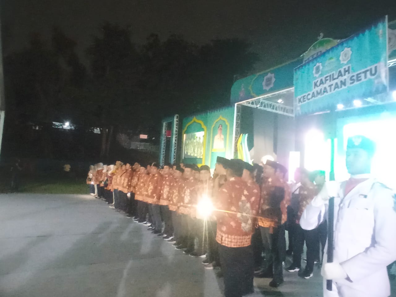 Pembukaan Musabaqoh Tilawatil Qur'an (MTQ) ke-15 Tangerang Selatan, berlangsung di Lapangan Kecamatan Ciputat, Minggu (25/2/2024).