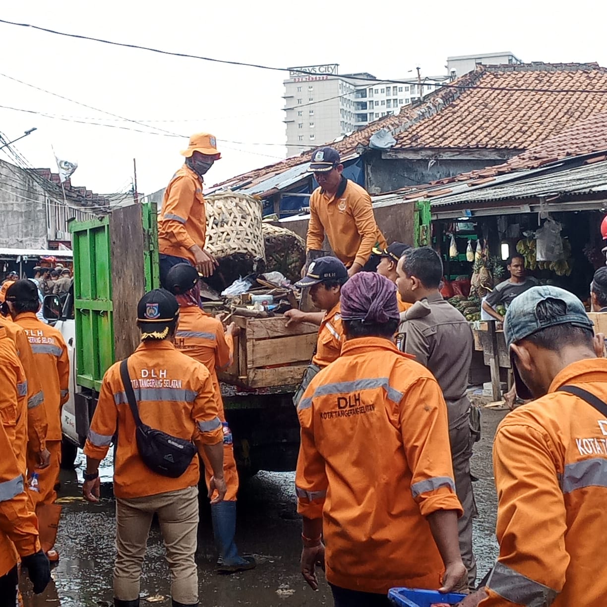 Penertiban Pasar Ciputat. (Ist)