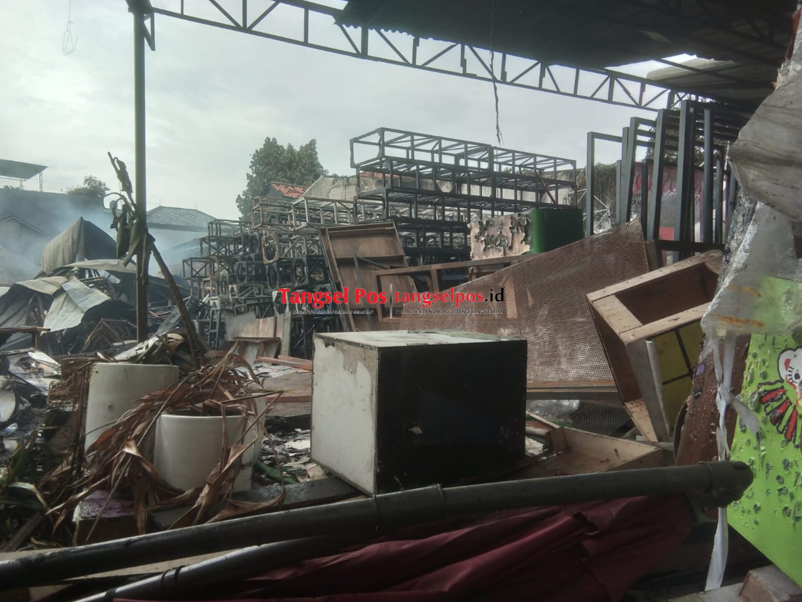 Potret Lokasi Kebakaran Cipadu Setelah Api Padam. Foto : Muhammad Asiu