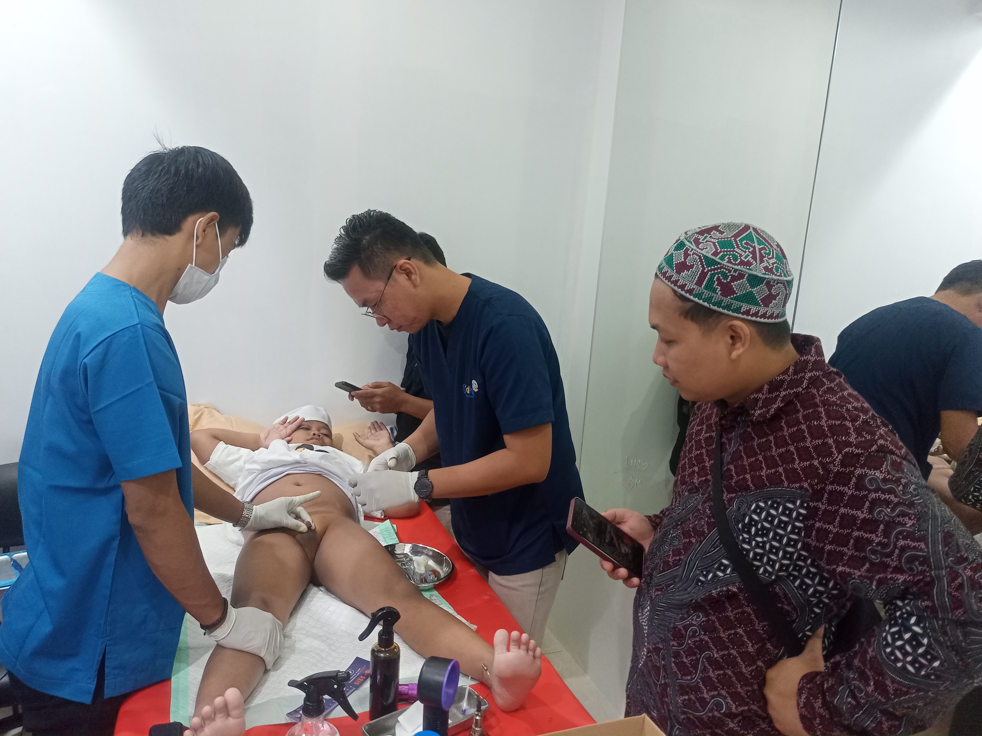 Masjid Raya Bintaro Jaya gelar Sunatan Bahagia.
