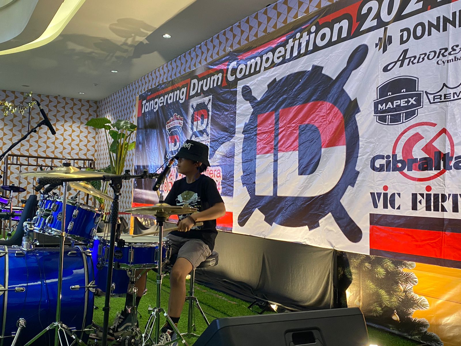 Puluhan drummer muda ramaikan keseruan Tangerang Drum Competition di Alam Sutera, Sabtu (7/12). (tangselpos.id/rmn)