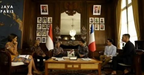 Walikota Solo Gibran Rakabuming Raka (kanan) saat diterima Dubes RI untuk Perancis Mohammad Oemar. (Ist)