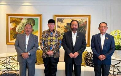 Wahidin Halim saat bertemu Ketum Nasdem Surya Paloh. Foto : Istimewa