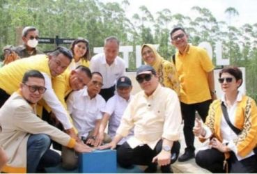 Ketum Golkar Airlangga Hartanto beserta Tim Inti Golkar meninjau ke IKN. (Ist)