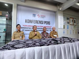 Pemkot Tangsel saat berkunjung ke Gedung Nanotech. (ist)
