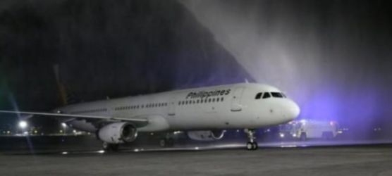 Penerbangan perdana Philippine Airlines mendarat di Terminal Bali. (Ist)