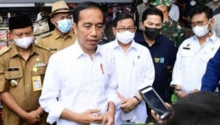Presiden Joko Widodo saat berada di Subang, Jawa Barat. (Ist)