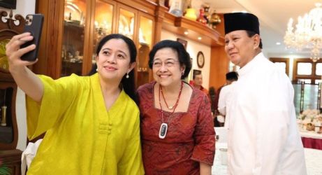 Puang Maharani (baju kuning) Megawati Soekarnoputri (baju merah) dan Prabowo Subianto (baju putih). (Ist)