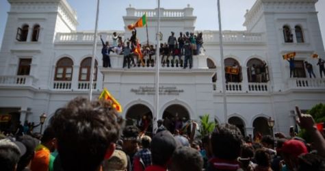 Pengunjuk rasa menduduki Kantor Presiden Sri Lanka. (Ist)