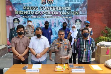 Kabid Humas Polda Banten Kombes Pol Shinto Silitonga saat press conference terkait kasus sindikasi dan kanibalisasi motor. (Ist)