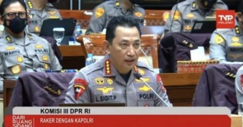 Kapolri Jenderal Listyo Sigit Prabowo saat dengar pendapat dengan Komisi III DPR. (Ist)