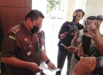 Kasi Penerangan Hukum Kejati Banten Ivan Hebron Siahaan saat konferensi pers. Foto : Istimewa