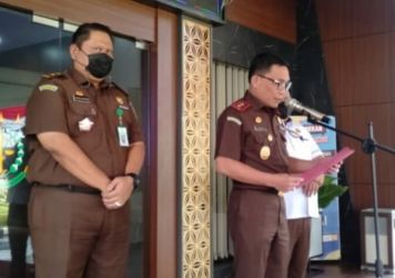 Kejati Banten saat Konferensi pers terkait kasus korupsi di Bank Banten. Foto : Istimewa