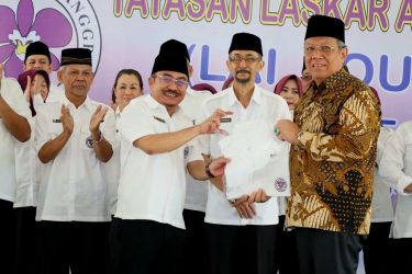 Kepengurusan Yayasan Laskar Anggrek Indonesia (LAI) periode 2022-2025 resmi dilantik di Rumah Blandongan, Tandon Ciater, Serpong, Tangerang Selatan (Tangsel), Kamis (22/9/2022). (tangselpos.id/rmn)
