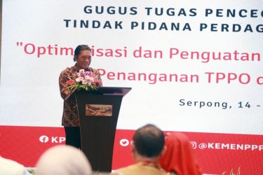Pj Gubernur Banten Al Muktabar pada Rakornas GT PP TPPO). Foto : Istimewa