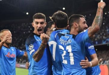 Para pemain Napoli merayakan kemenangan. (Ist)