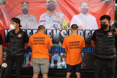 Dua pengedar sabu jaringan Malaysia-Dumai-Jakarta-Tangerang dibekuk polisi. (Foto : ist)