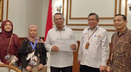 Sensus Regsosek, pendataan dilakukan langsung kepada Wali Kota Tangerang Selatan, Benyamin Davnie di Rumah Dinas Wali Kota, Serpong, pada Sabtu (15/10/2022) kemarin.