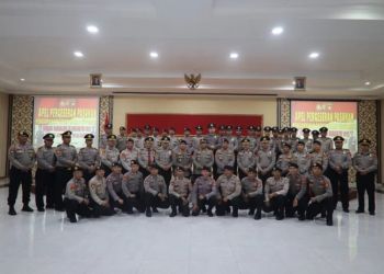 Anggota Polda Banten saat mengikuti apel pergeseran pasukan operasi Mandalika III Rinjani 2022. Foto : Istimewa