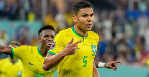 Casemiro pencetak gol tunggal Brazil saat berhadapan Swiss. (Ist)