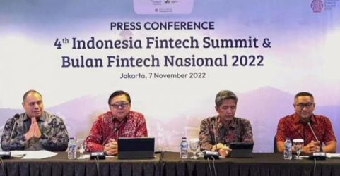 Konferensi pers 4 thn Fintech. (Ist)