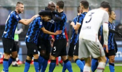 Para pemain Inter Milan merayakan kemenangannya setelah unggul 6-1 atas Bologna. (Ist)