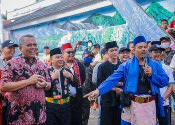 Wali Kota Tangerang Selatan Benyamin Davnie ketika hadir di Serpong Utara pada acara Semarak HUT ke-14 Tangsel. Foto : Istimewa
