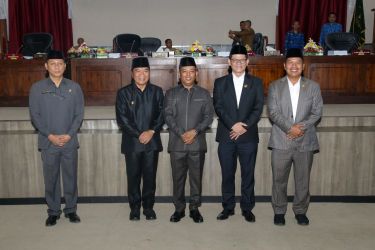 Rapat Raperda APBD Provinsi Banten 2023. (Foto : Humas Pemprov)