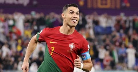 Raut wajah bahagia usai Ronaldo mencetak gol dari titik pinalti. (Ist)