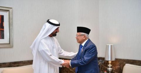 Wapres Ma'ruf Amin saat bertemu Pimpinan Dubai Holding Syekh Ahmed bin Saeed Al Maktoum. (Ist)