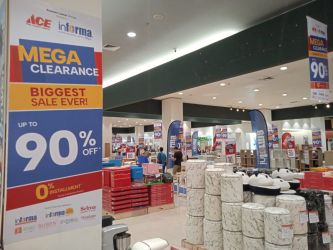 Program Ace & Informa Mega Clearance di Living World, Alam Sutera.(Foto: Kawan Lama Group)