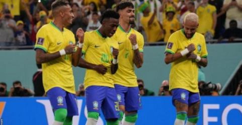 Tari samba dimainkan para pemain Brazil ketika berhasil menjebol gawang Korsel. (Ist)