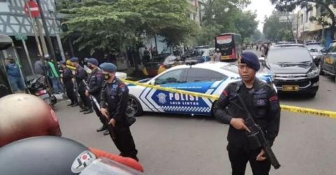 Suasana Jalan Astaanayar, Kota Bandung kini dijaga ketat aparat kepolisian dari Brimob. (Ist)